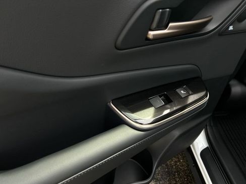 New 2026 Toyota Crown Signia AWD/4WD image 21