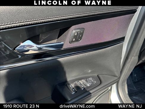 Certified 2023 Lincoln Nautilus AWD w/ Premium Package image 14