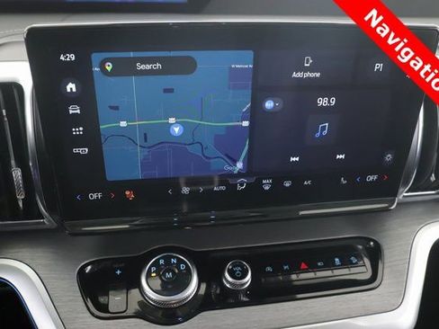 Used 2025 Ford Expedition Max Platinum image 5