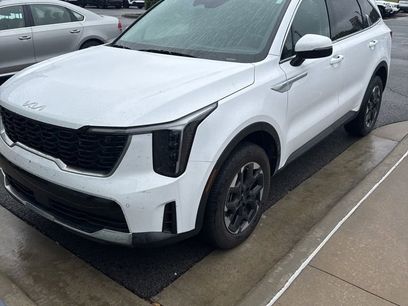 Used 2025 Kia Sorento S