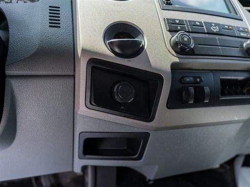 Used 2015 Ford F250 XLT AWD/4WD image 33