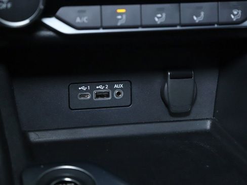 Certified 2023 Nissan Sentra SV image 27