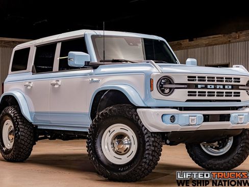 Used 2024 Ford Bronco Heritage Edition image 1