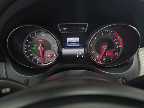 Used 2016 Mercedes-Benz GLA 250 4MATIC image 19