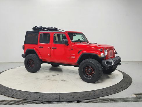 Used 2020 Jeep Wrangler Unlimited Sahara AWD/4WD image 10