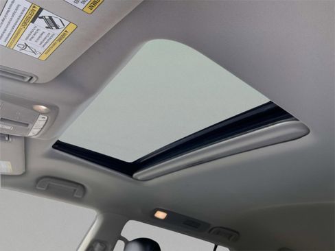 Used 2024 INFINITI QX80 Luxe image 15