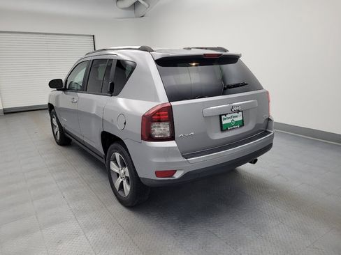 Used 2017 Jeep Compass High Altitude AWD/4WD image 5