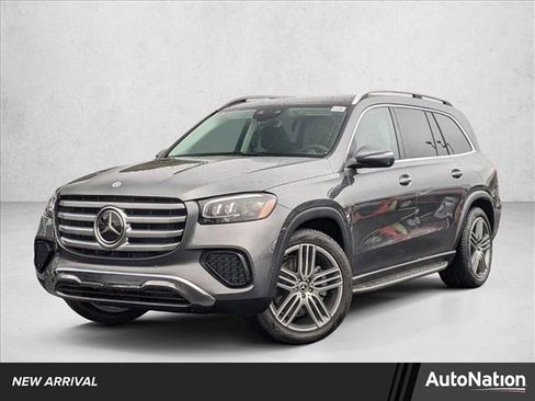 Certified 2025 Mercedes-Benz GLS 450 4MATIC image 1