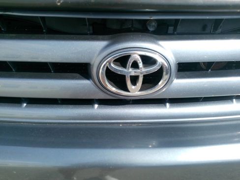 Used 2006 Toyota Highlander Limited AWD/4WD image 9