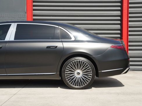 Used 2024 Mercedes-Benz Maybach S 580 4MATIC image 3