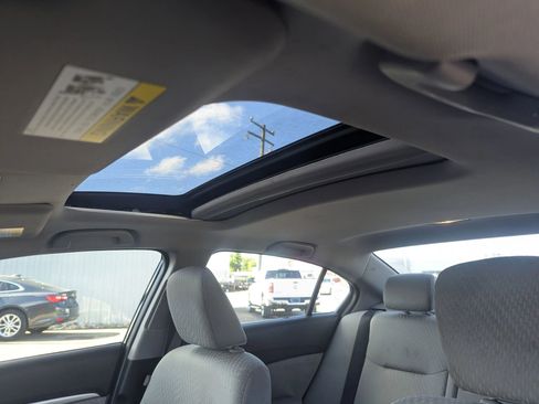 Used 2015 Honda Civic EX image 11
