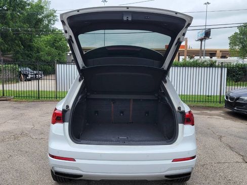 Used 2019 Audi Q3 2.0T Premium Plus w/ Premium Plus Package AWD/4WD image 9