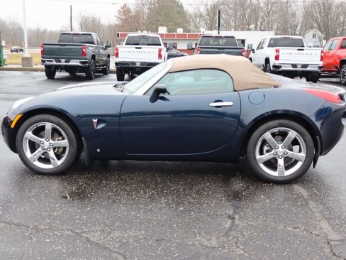 Used 2007 Pontiac Solstice Convertible w/ Premium Package image 19
