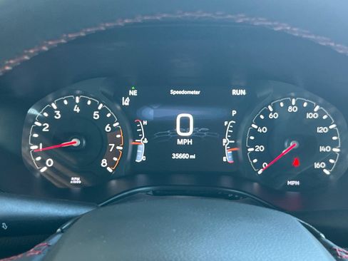 Used 2025 Jeep Compass Trailhawk AWD/4WD image 23