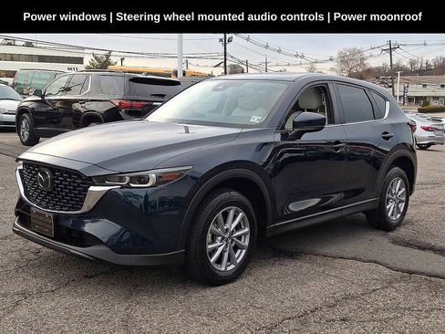Used 2023 MAZDA CX-5 AWD 2.5 S w/ Preferred Package image 3