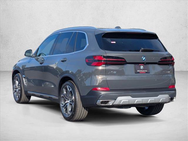 Used 2026 BMW X5 xDrive50e AWD/4WD image 8