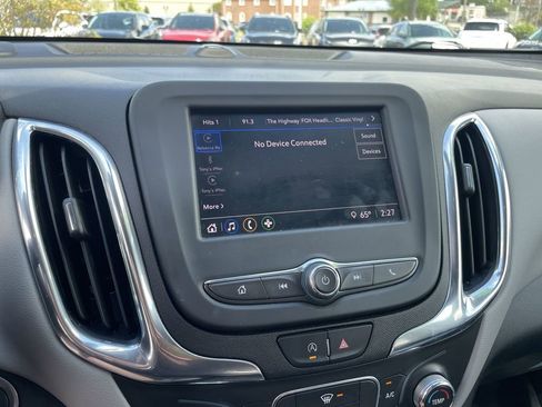 Used 2023 Chevrolet Equinox LS w/ LS Convenience Package AWD/4WD image 10