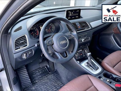 Used 2018 Audi Q3 2.0T Premium FWD image 14