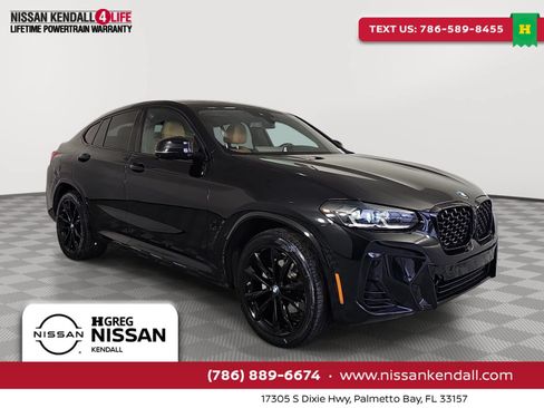 Used 2025 BMW X4 xDrive30i w/ M Sport Package AWD/4WD image 1