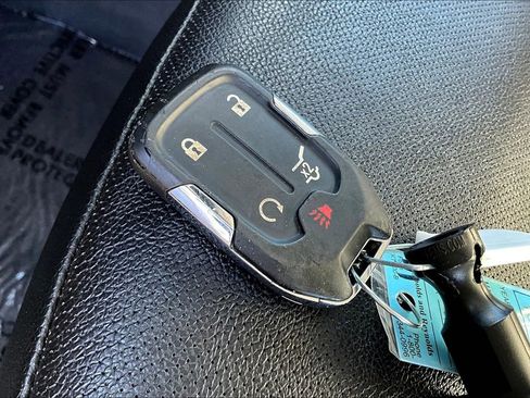 Used 2023 GMC Terrain AT4 image 10