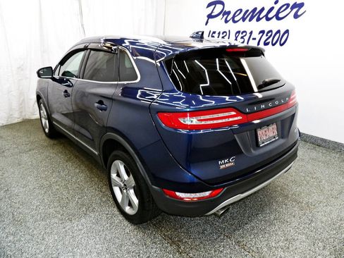 Used 2017 Lincoln MKC Premiere FWD image 4
