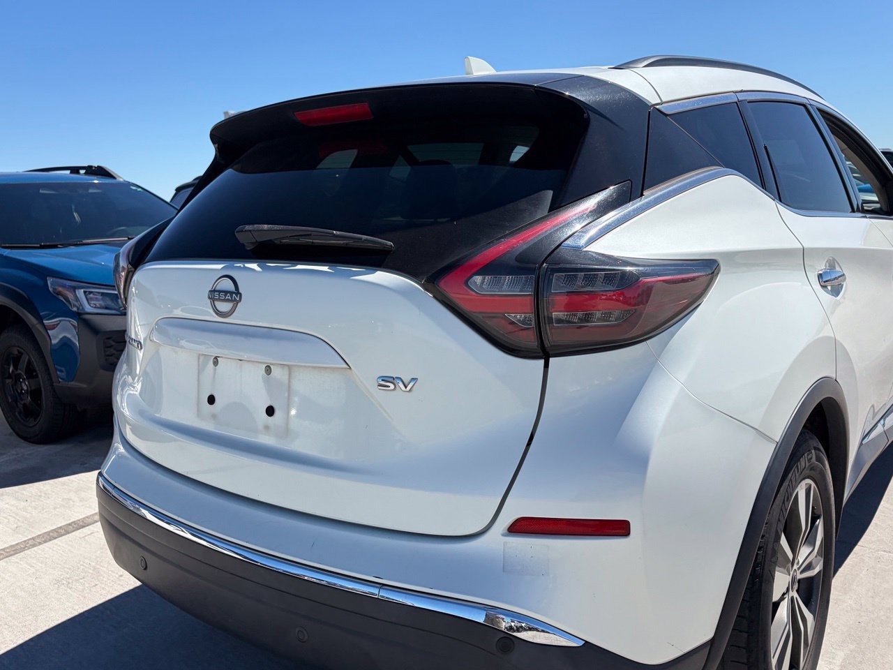 Used 2023 Nissan Murano SV FWD image 4