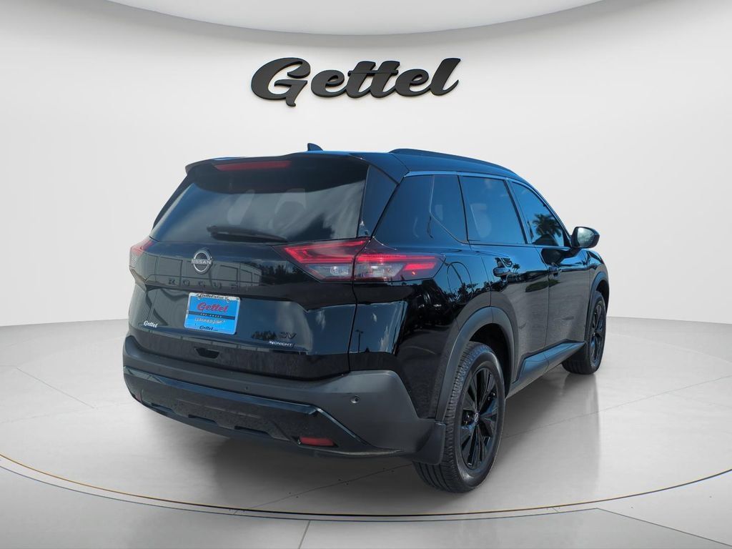 Certified 2023 Nissan Rogue SV w/ SV Premium B Package FWD image 4