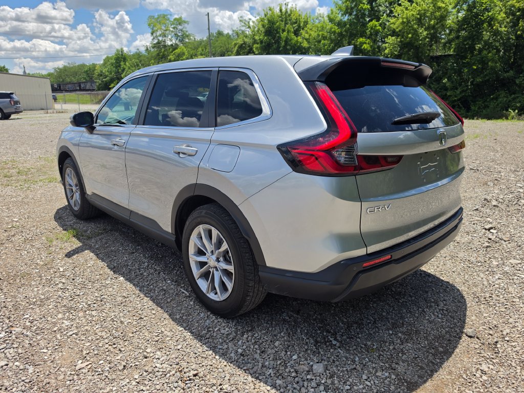 Used 2023 Honda CR-V EX-L image 7