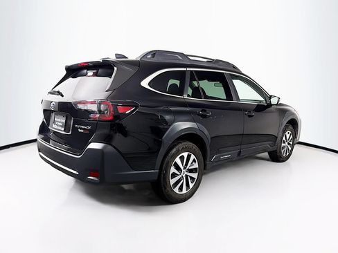 Used 2023 Subaru Outback Premium AWD/4WD image 7