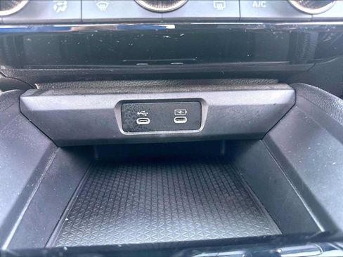 Used 2024 Honda Accord Sport image 33