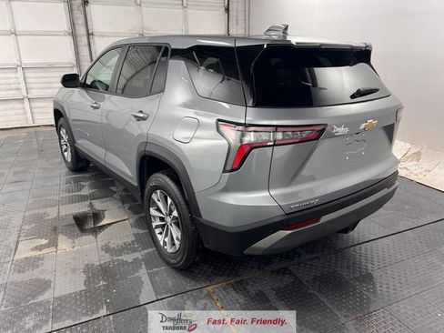 Used 2025 Chevrolet Equinox LT image 6