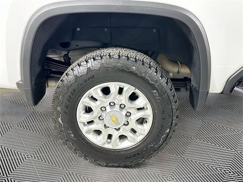 Used 2023 Chevrolet Silverado 2500 LT w/ Convenience Package image 21