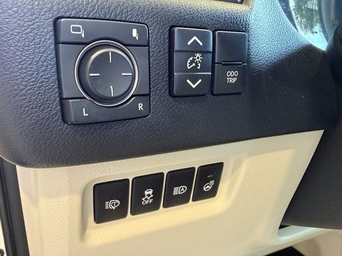 Used 2021 Lexus GX 460 Premium AWD/4WD image 41