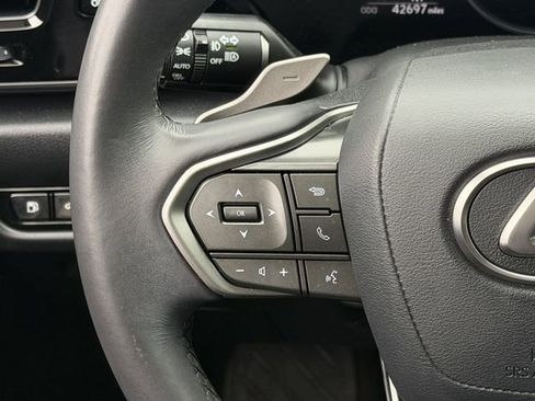 Used 2024 Lexus NX 250 FWD w/ Towing Package (2000 Lbs) image 13