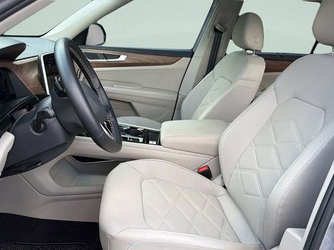 Used 2026 Volkswagen Atlas SE w/ Panoramic Sunroof Package FWD image 33