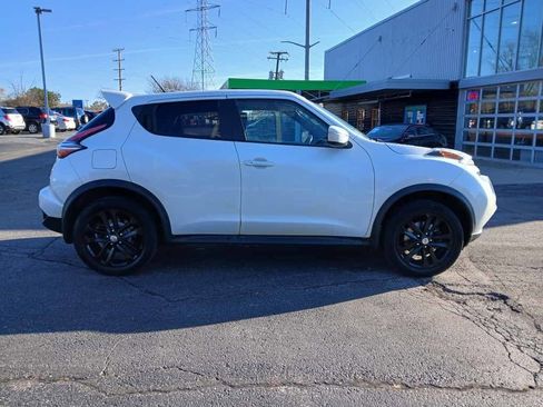 Used 2015 Nissan Juke SV w/ Cold Weather Package image 3