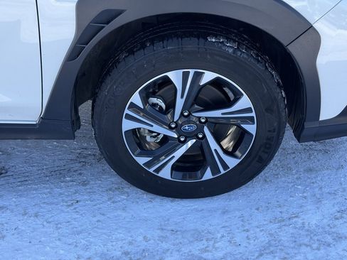 Used 2024 Subaru Crosstrek 2.0i Premium image 9