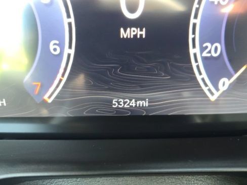 Certified 2025 Jeep Grand Cherokee Laredo X AWD/4WD image 15