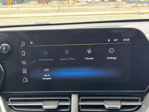 Used 2024 Chevrolet Trax RS w/ Driver Confidence Package image 23