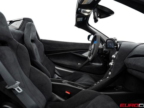 Used 2022 McLaren 765LT RWD image 44