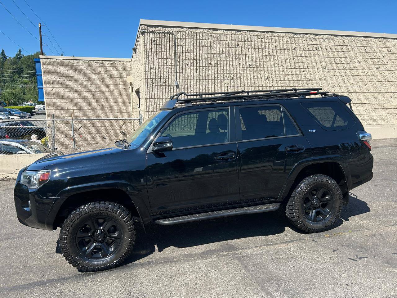 Used 2020 Toyota 4Runner SR5 Premium AWD/4WD image 7