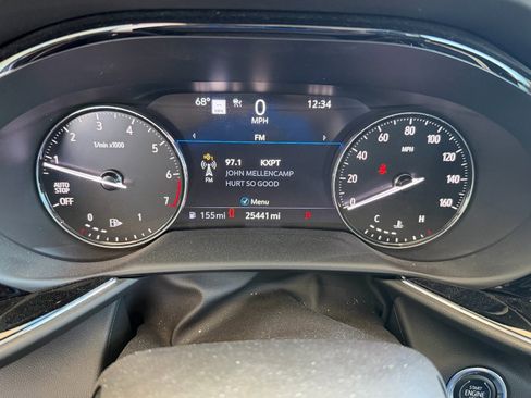 Used 2023 Buick Envision Avenir image 9