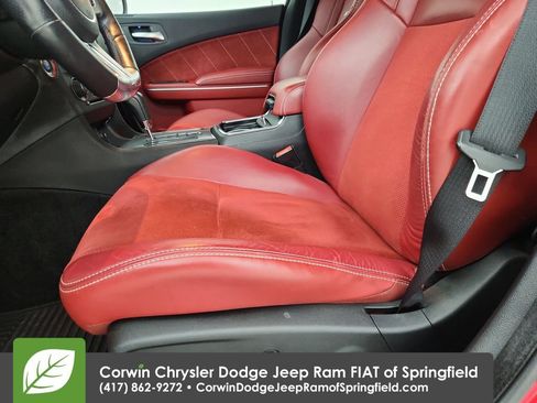 Used 2013 Dodge Charger SRT8 w/ Adaptive Cruise Control Group RWD image 19