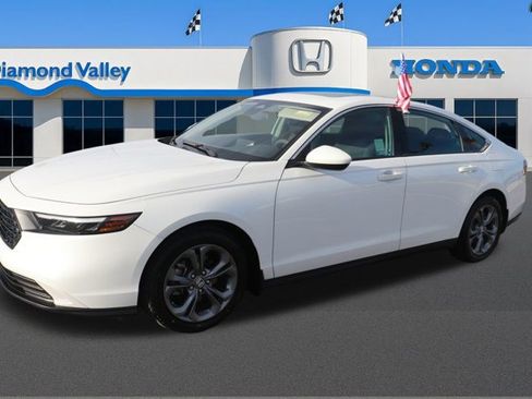 Used 2024 Honda Accord EX image 3
