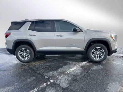 New 2026 GMC Terrain Elevation w/ Technology Package II AWD/4WD image 2
