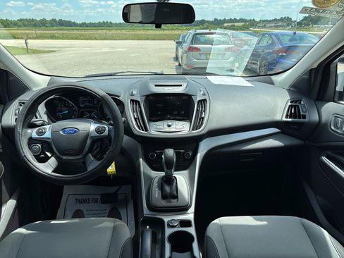 Used 2014 Ford Escape SE w/ Equipment Group 201A FWD image 12