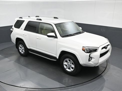 Used 2019 Toyota 4Runner SR5 image 60