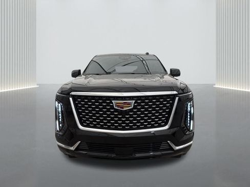 New 2025 Cadillac Escalade Premium Luxury image 2