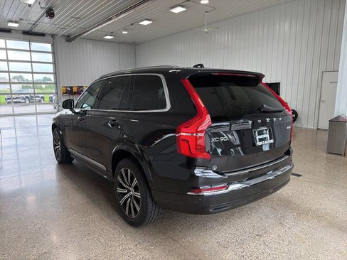 Used 2024 Volvo XC90 B6 Core w/ Protection Package Premier AWD/4WD image 3