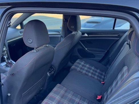 Used 2016 Volkswagen GTI S image 3